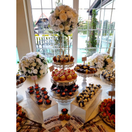 CANDY BAR