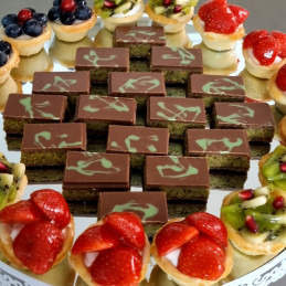 CANDY BAR